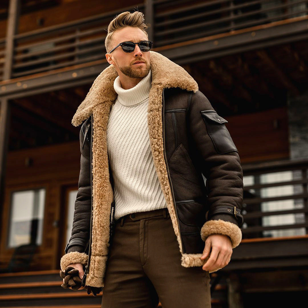 Militärische taktische Fleecejacke für Herren – warmer Wintermantel mit Pelzkragen.