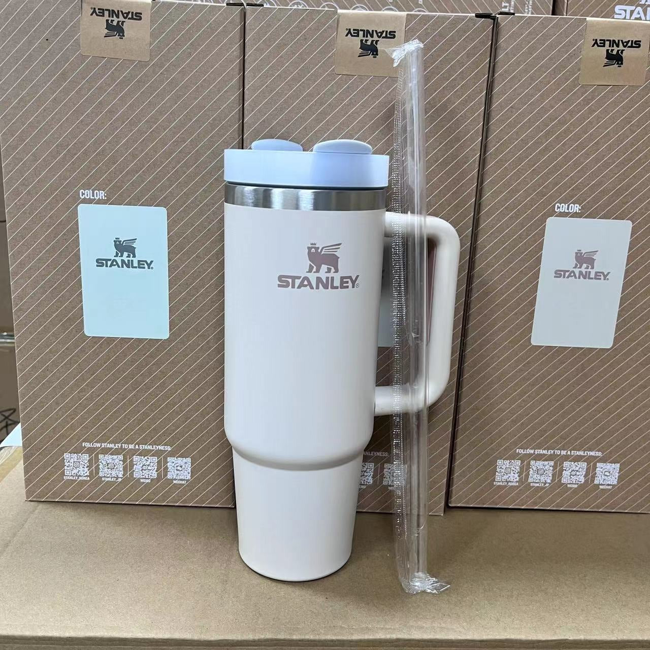 Stanley Tumbler with Handle Straw Lid Stainless Steel 30oz Vacuum Insulated Car Mug Double Wall Thermal Iced Travel Cup