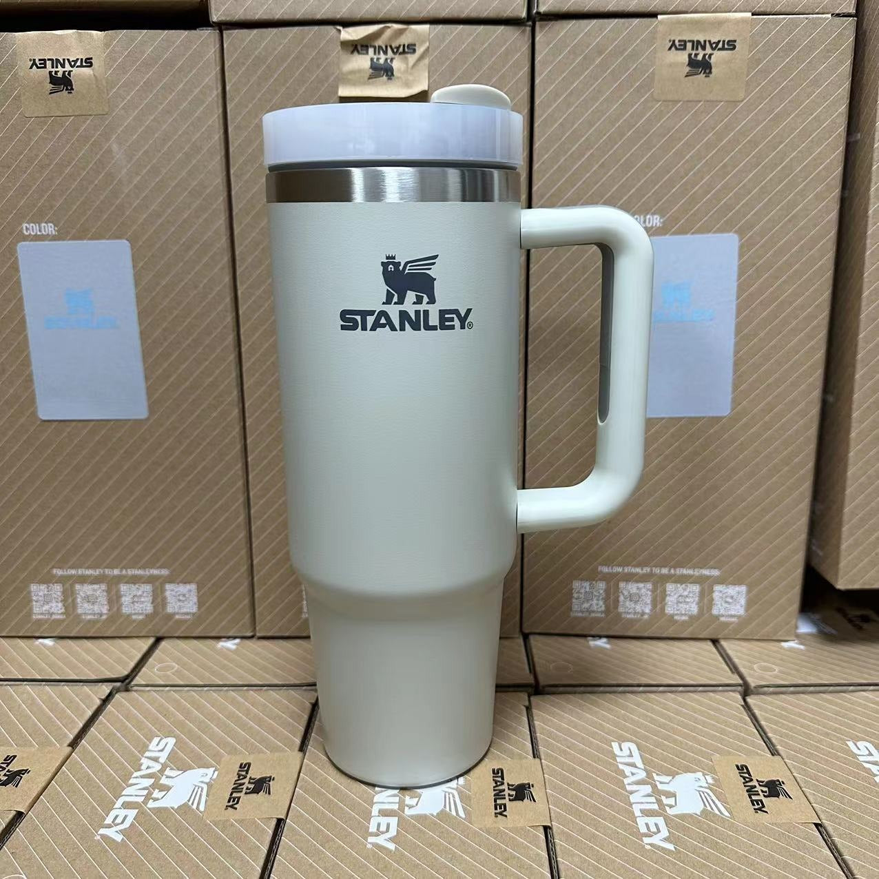 Stanley Tumbler with Handle Straw Lid Stainless Steel 30oz Vacuum Insulated Car Mug Double Wall Thermal Iced Travel Cup