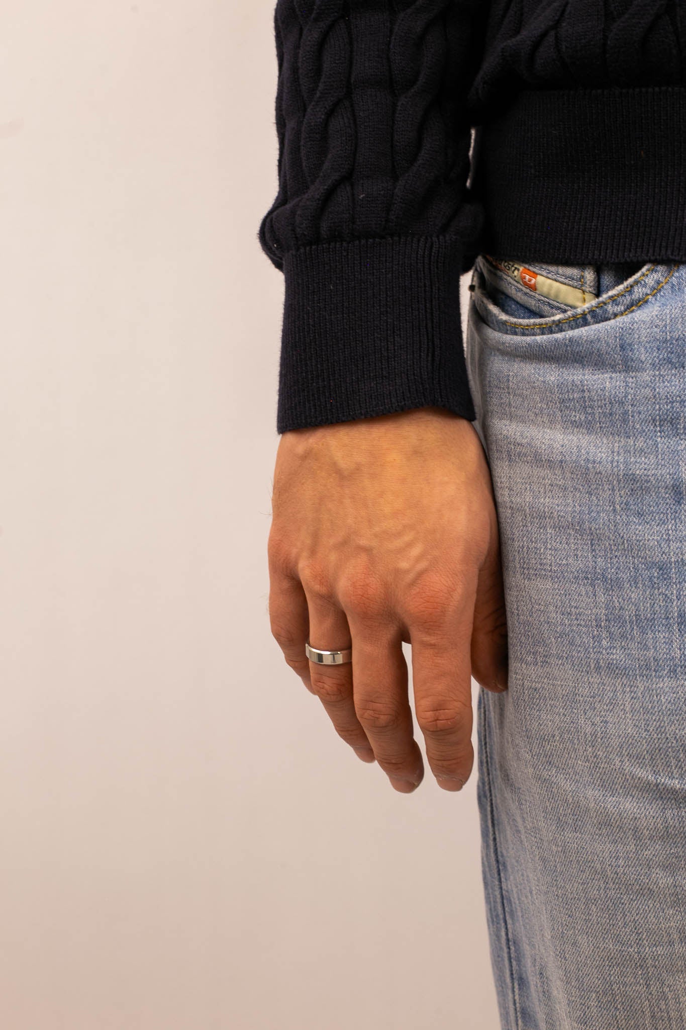 CLASSIC RING