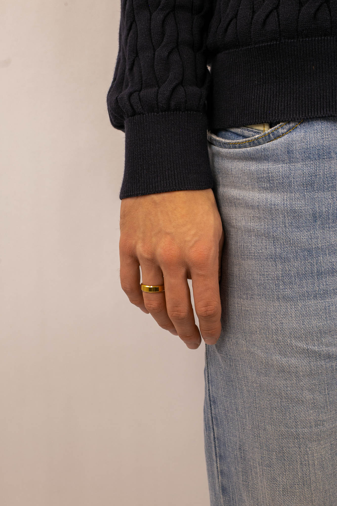 CLASSIC RING